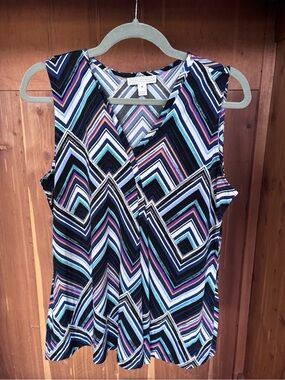 Dana Buchman Navy, Teal, Pink & White Geometric Surplice Sleeveless Top